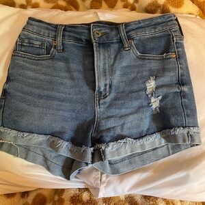 Jean shorts🫶🏼🫶🏼🫶🏼🫶🏼